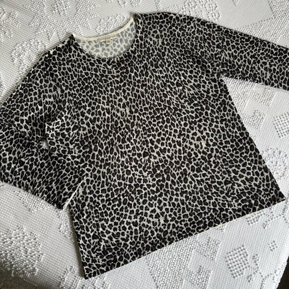 Carolyn Taylor woman size 1X‎ acrylic animal print 3/4 sleeve round neck sweater